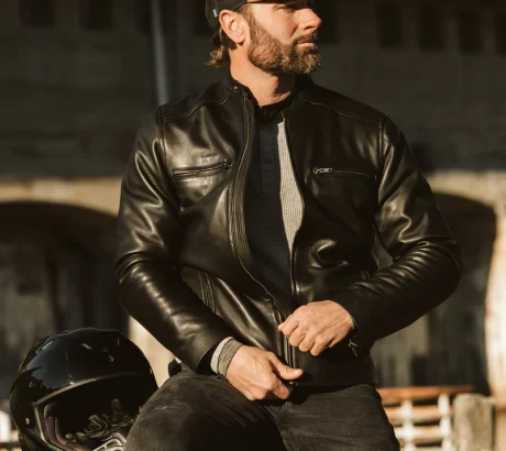 thompson-leather-moto-jacket-black-4_029f49bf-085e-4ca5-8cef-faef56e4ec35_800x